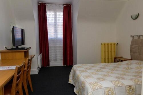 Hotel De La Cloche วิทรี เลอ ฟรองซัวส์ ภายนอก รูปภาพ