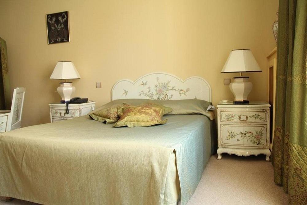 Hotel De La Cloche วิทรี เลอ ฟรองซัวส์ ภายนอก รูปภาพ