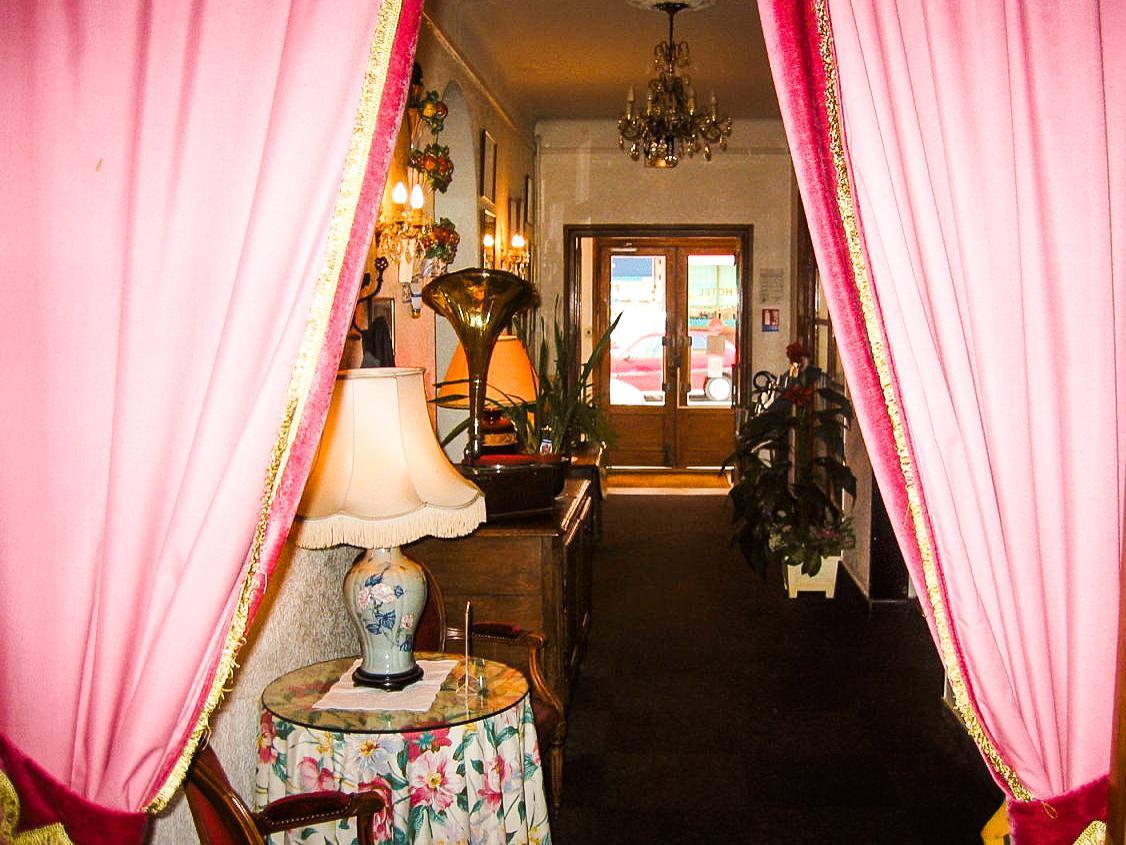 Hotel De La Cloche วิทรี เลอ ฟรองซัวส์ ห้อง รูปภาพ